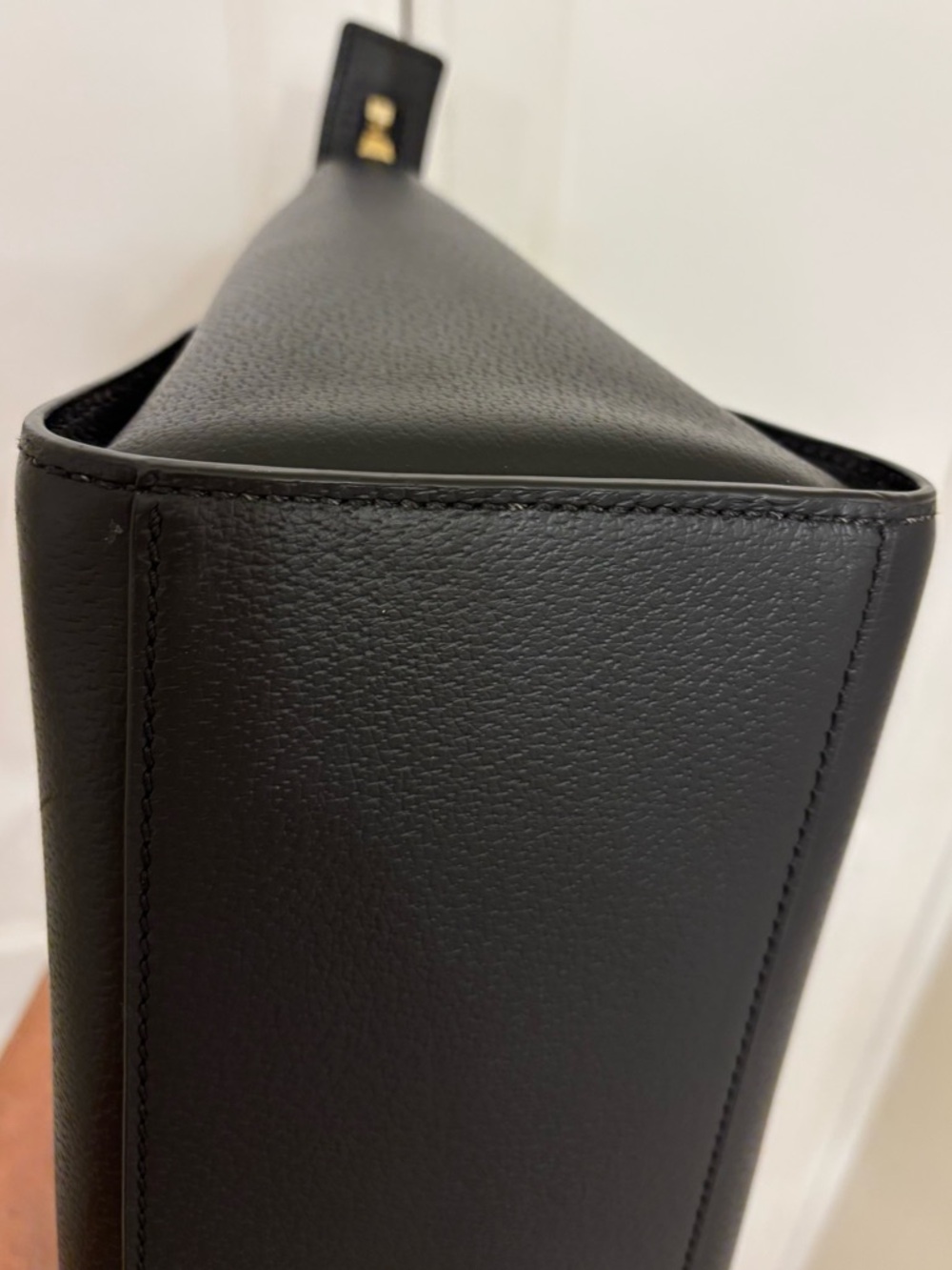 kate spade Grove Street Lana satchel - Like New - Picture 8 of 12